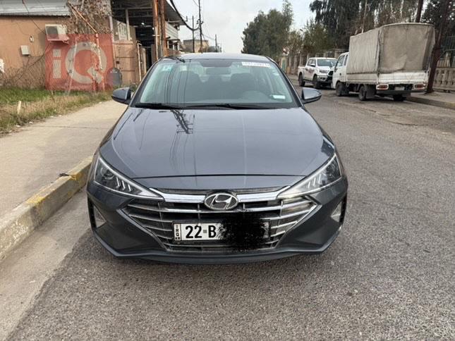 هیوندای ئەلەنترا